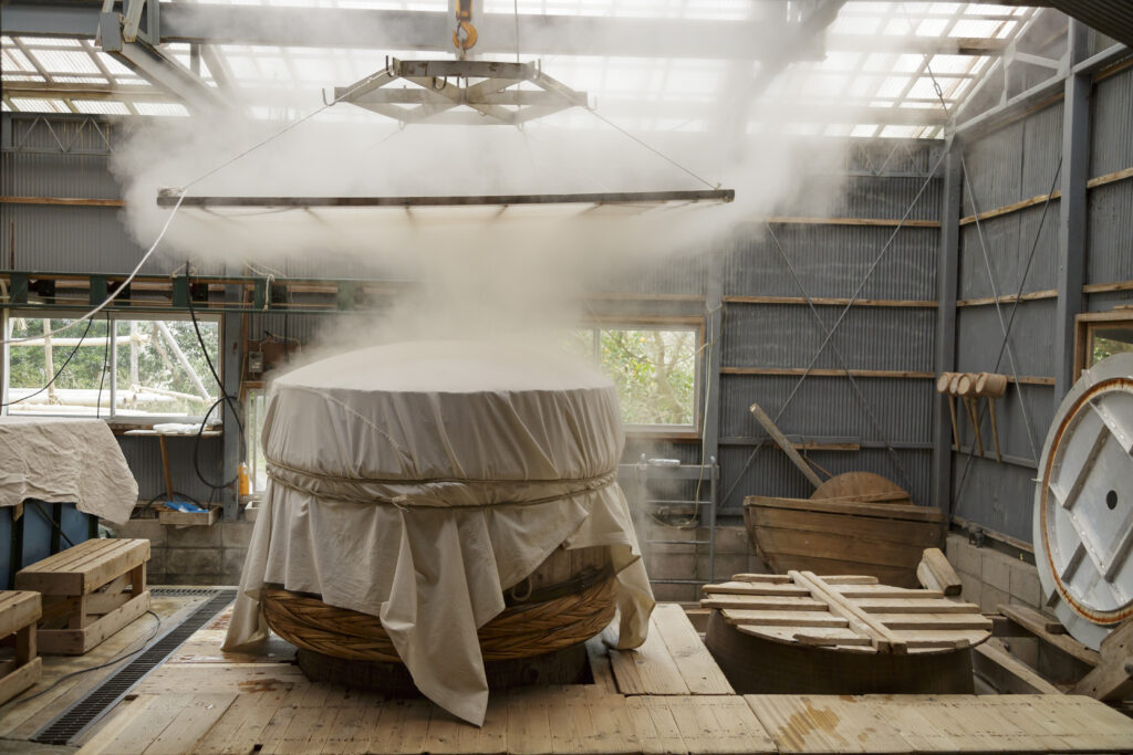 Steaming rice with Koshiki