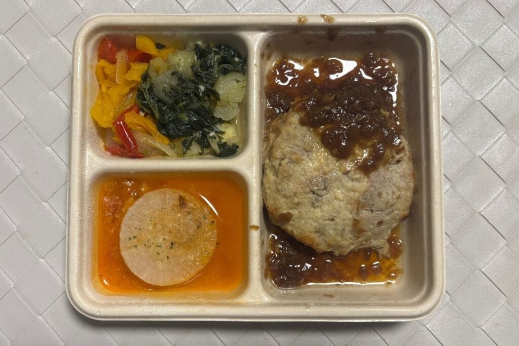 ハンバーグ 飴色玉ねぎのシャリアピンソース