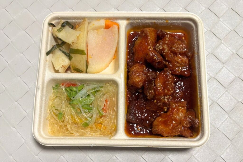 米油で揚げた甘辛ヤンニョムチキン