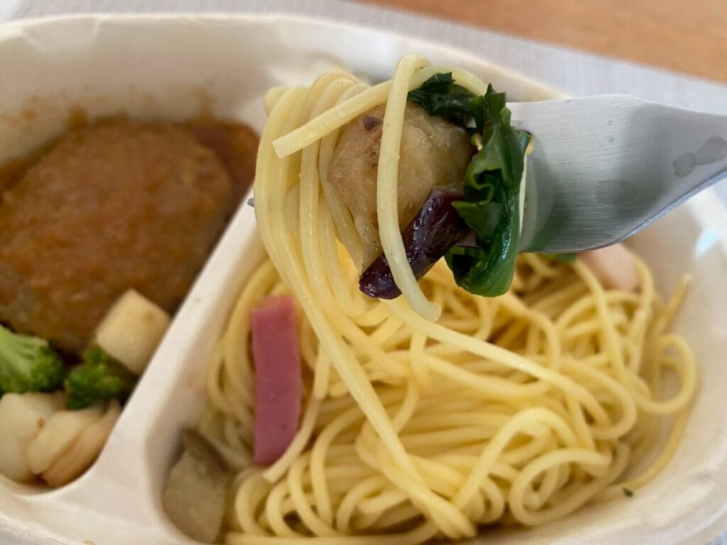 よくばりプレート　和風おろしハンバーグ＆香味醤油スパゲッティ